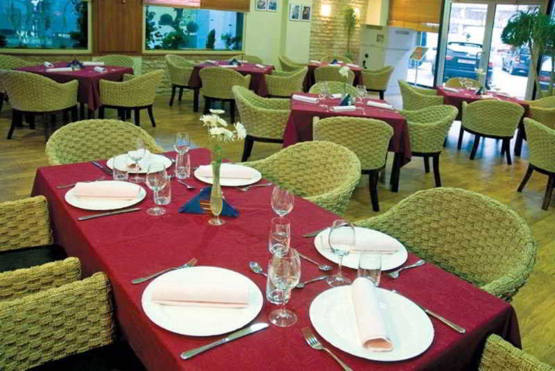 Hotel Tcc Plaza Skopie Restaurante foto